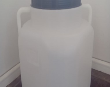 Квадратный белый пищевой бидон - 50 литров