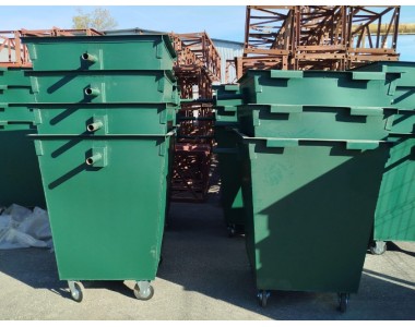 Мусорный контейнер металлический  0,75л с крышкой и колесами